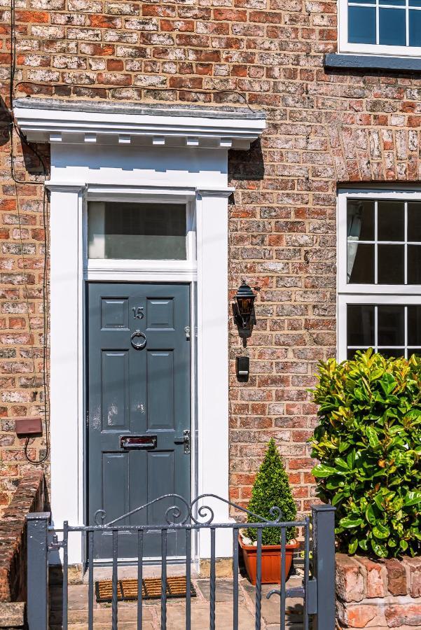 15 Brownlow Street ยอร์ค ภายนอก รูปภาพ